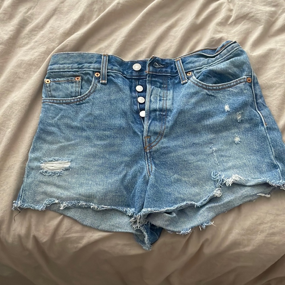 Levi Shorts